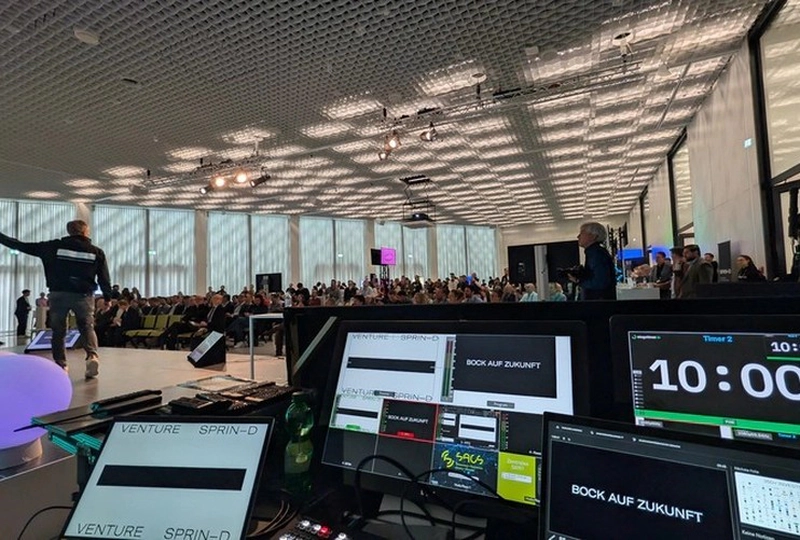 Veranstaltungstechnik für Kongresse und Konferenzen im Saal